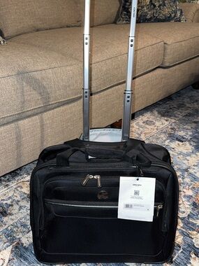 NWT DELSEY PARIS HELIUM FUSION BLACK TROLLEY TOTE LUGGAGE TRAVEL BAG